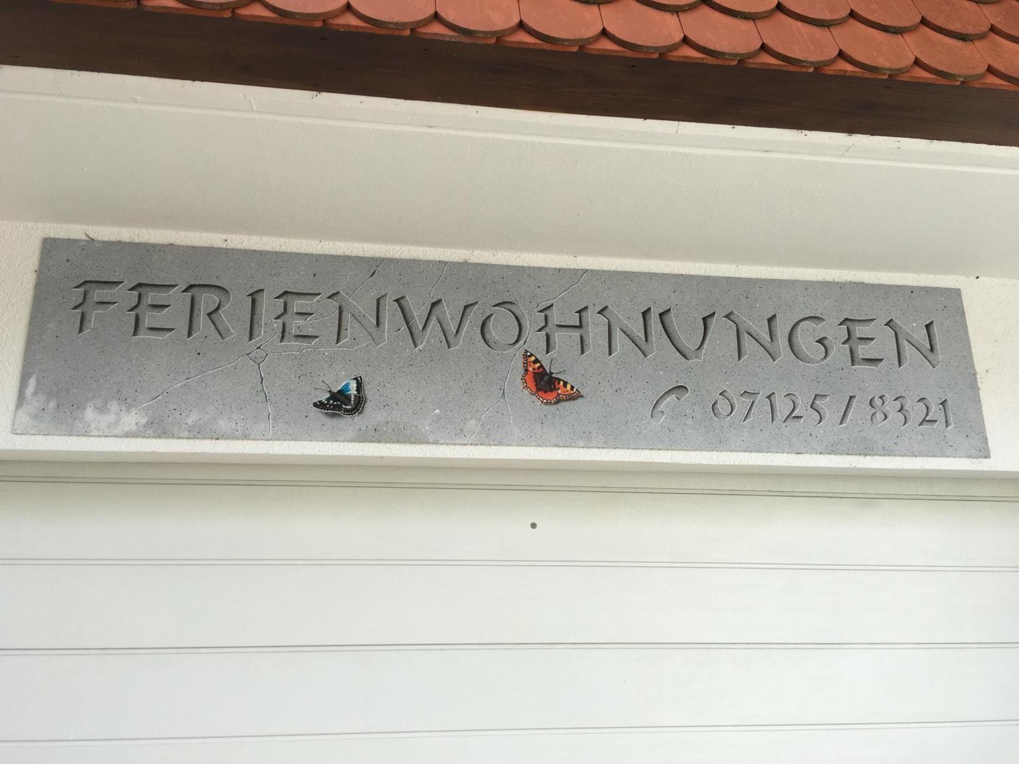Haus Am Sonnenhuegel Lejlighed Bad Urach Eksteriør billede